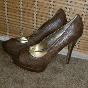 JustFab Brown Textured Platform Peeptoe Heels